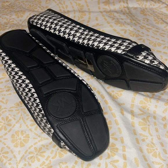 MICHAEL KORS (NWOB) Women’s Black & White Houndstooth Fulton Moc Loafers Size 9M - Picture 8 of 16